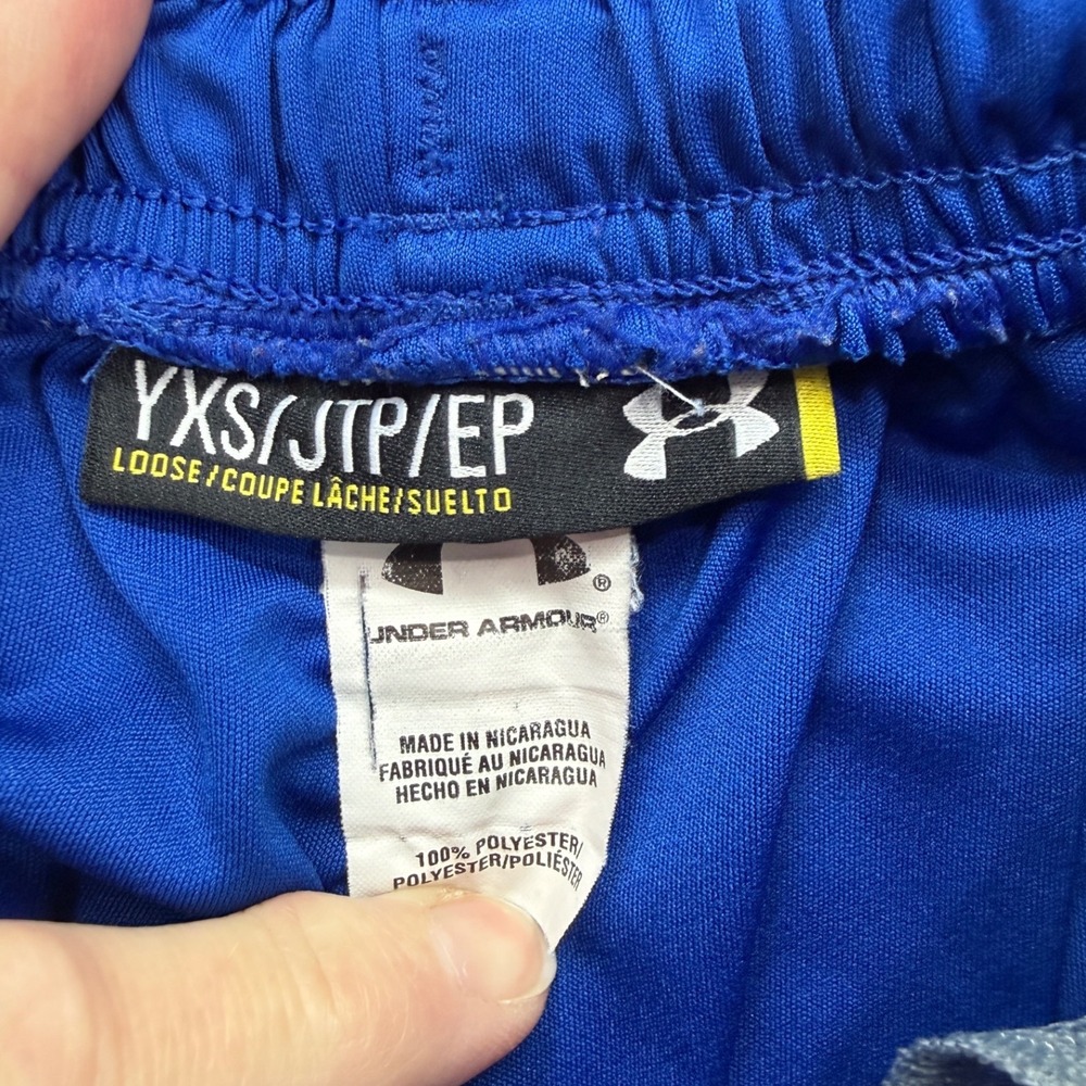 Under Armour Shorts Kids‎ YXS Blue Black Pink Athletic Basketball Gym Sporty - Picture 3 of 6